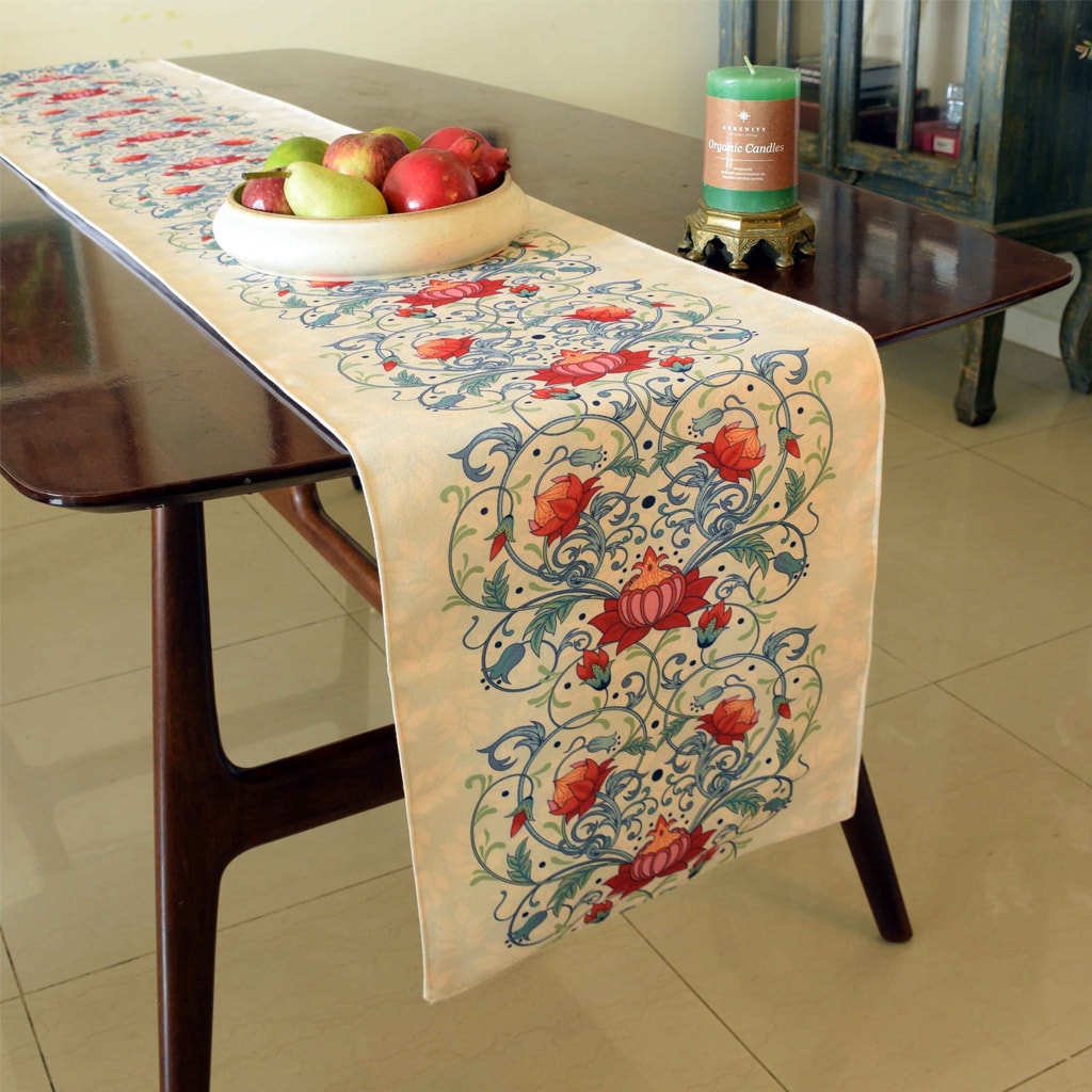 TABLE RUNNERS