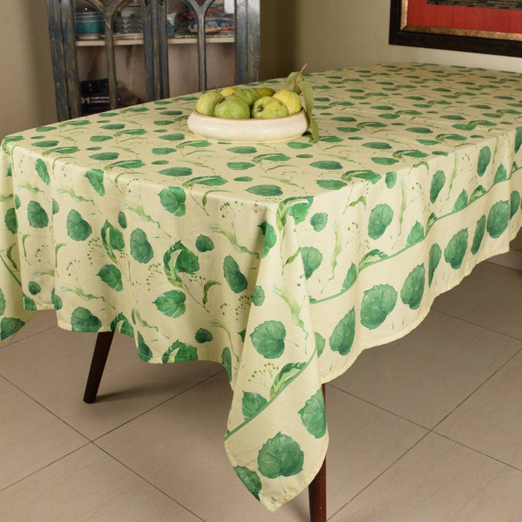 Green Grandeur 4 Seater Table Cloth